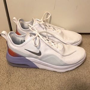 Nike air max motion 2
